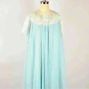 1960’s blue cream movie star vintage lingerie nightie sz medium